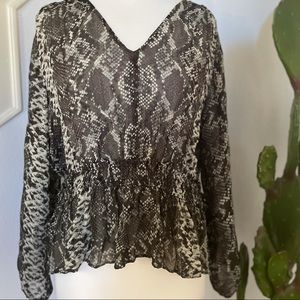 #H&M women’s snake print blouse size 8.